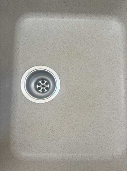 Spuele_Braunfverfaerbung_nachher Spuele_Braunfverfaerbung_nachher